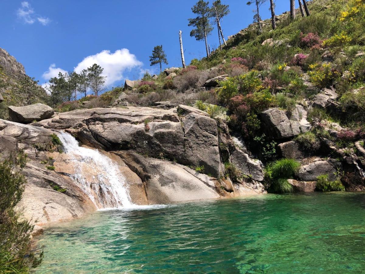 Waterfalls Geres Al Exteriör bild